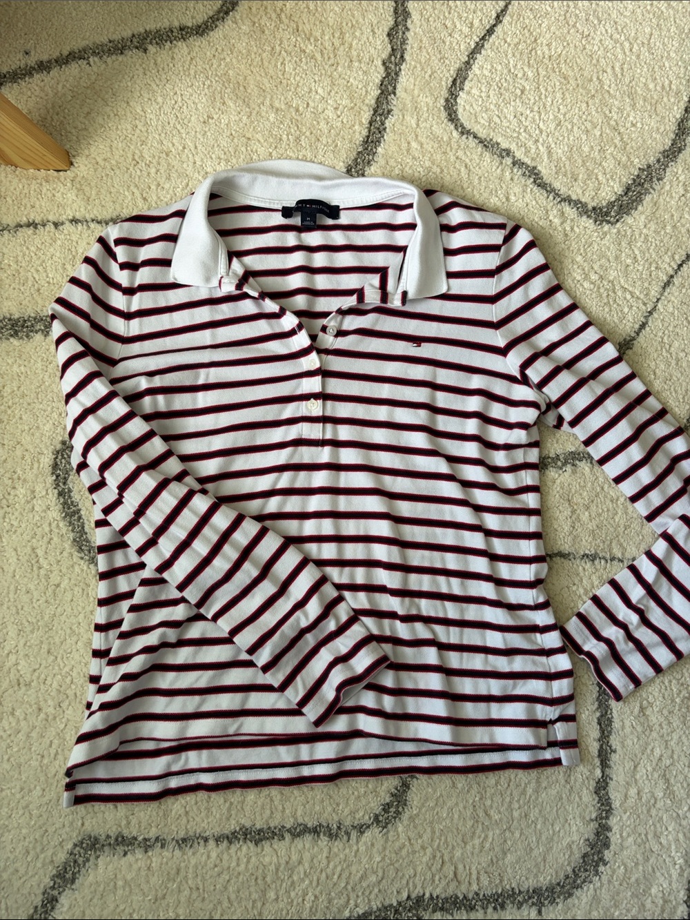 Tommy Hilfiger Women’s Long-Sleeve Polo Top in White with Stripes